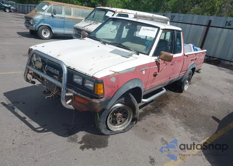 1984 Datsun 720 King Cab 4X4 z USA, uszkodzony, nr VIN JN6ND06Y5EW020107